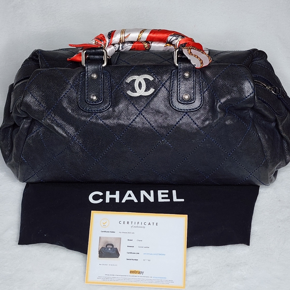 Authentic Chanel Caviar Ligne Doctor bag